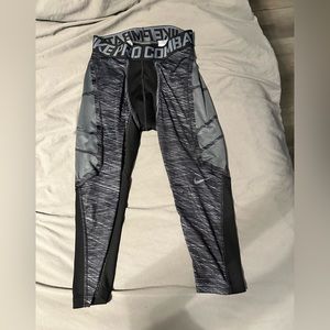 Nike ProCombat 3/4 compression leggings